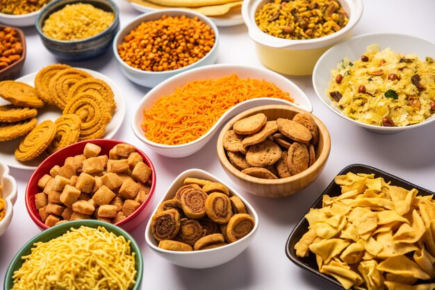 Snacks Namkeens